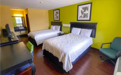 Deluxe Inn & Suites Corpus Christi I 37