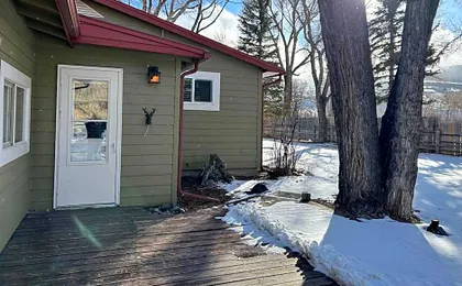 Chinook Winds Lodge
