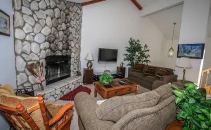 Bear Golf Inn-1218 by Big Bear Vacations