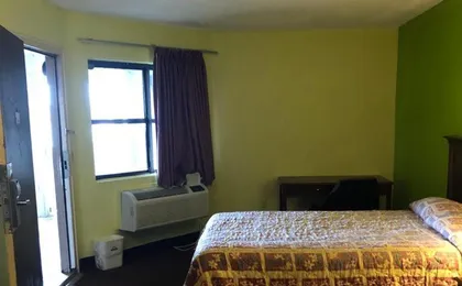 Travel Inn Motel