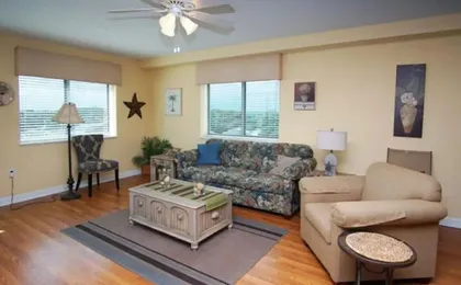 Crescent Keyes by Elliott Beach Rentals