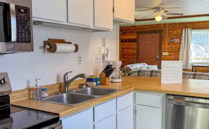 Lovely 3BR Mountain View Fireplace