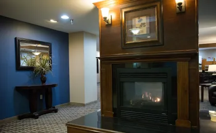 Holiday Inn Express Devils Lake