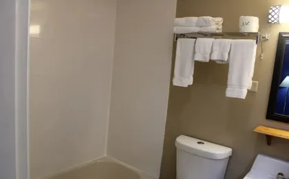 Claremont Motor Lodge