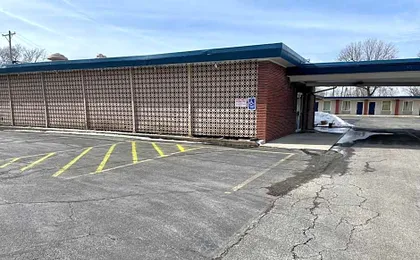American Motor Inn - Rock Island