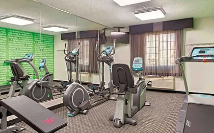La Quinta Inn & Suites by Wyndham Champaign