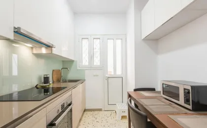 Fresh and Clean apt for 6 in Koukaki