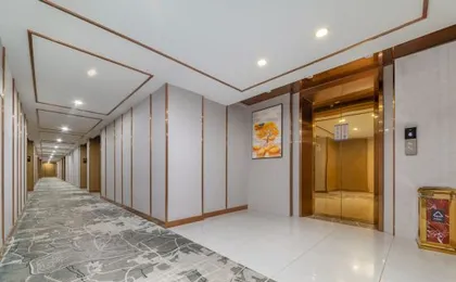 Kignmar Fashion Hotel (Luohu Sungang Subway Station)