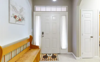 Updated Retreat With Pool Access, W/d, AC, & Patio - Close to Disney Parks