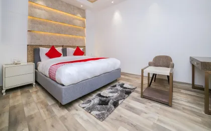 Oyo 23088 Hotel Dev Palace