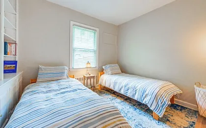 Historic Mamaroneck Guest House - Walk to Harbor!