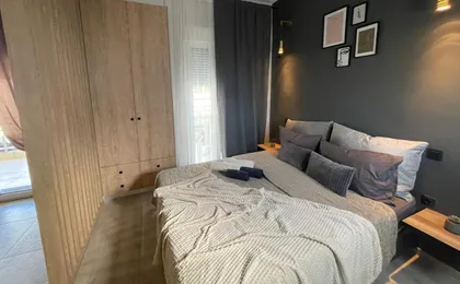 Psh -Stylish Quiet Top Floor Apt- Near Acropolis