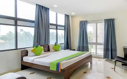Treebo Srico, Banjara Hills