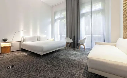 Hotel C2