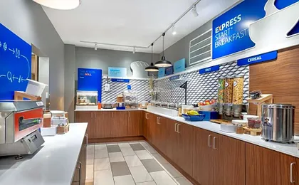 Holiday Inn Express & Suites Northwood By IHG