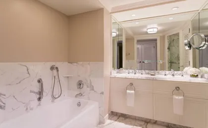 The Ritz-Carlton Naples, Tiburon