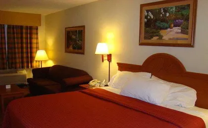 Quality Inn & Suites Garland - East Dallas