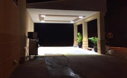 Lotus Inn And Suites