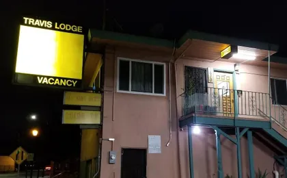 Travis Lodge Motel 16