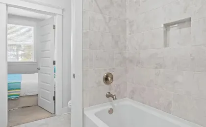Wind & Sea by Avantstay 30A Retreat Near Gulf Place + Resort-style Communal Pool Access