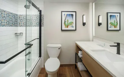 Courtyard by Marriott Oceanside Fort Lauderdale Beach