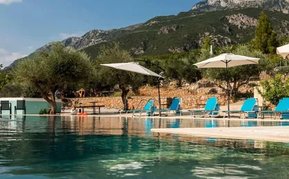 Eros Loft with Pool Near the Beach