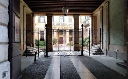 Marconi Rooms - Loggia delle Erbe