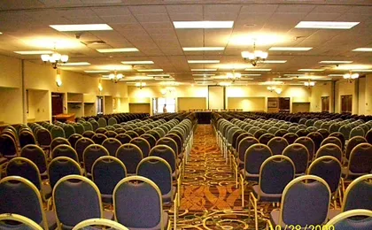 Rock Island Inn & Suites Marshalltown
