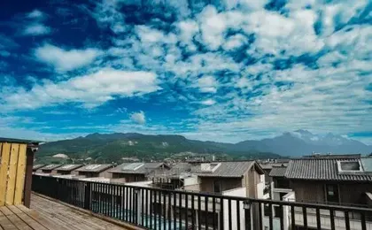 Lanxi Garden 360 ° Terrace Snow Mountain View Light Luxury Intelligent Villa