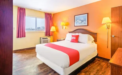 Oyo Hotel Downtown Peoria I-74