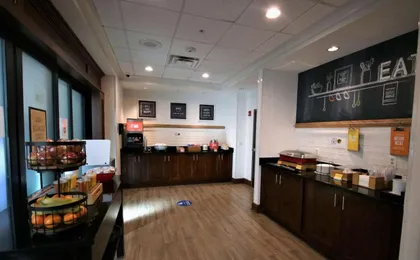 Hampton Inn & Suites Jacksonville - Beach Blvd/Mayo Clinic (H)
