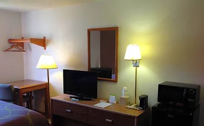 Super 8 By Wyndham Winchester Va