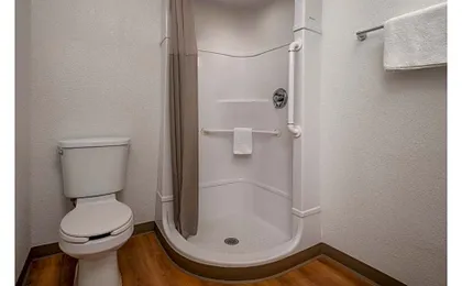 Motel 6-Santa Barbara, CA - State Street