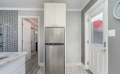 Urban Pearl-2 Bedroom & Private Patio-in Midtown