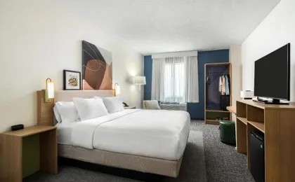 Spark by Hilton Lexington Hamburg