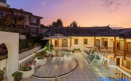 Another House · Designer Smart Home Inn (The Old Town of Lijiang Dashuiche Store)