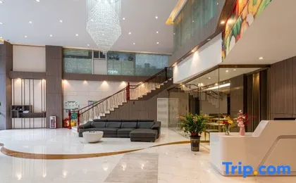 Chaos Map Hotel (Jiangnan Market, Guangzhou Baiyun Railway Station)