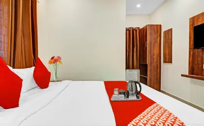 Hotel Night Eye by Oyo