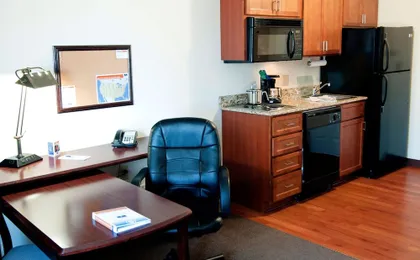 Candlewood Suites Salina
