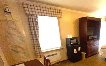 The Maddox Inn