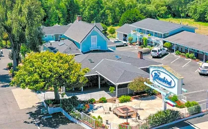 Bluebird Inn