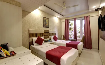 Hotel Shanti Plaza