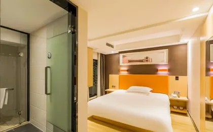 Borrman Hotel (Chongqing Jiangbei International Airport Lushan Light Railway Station)