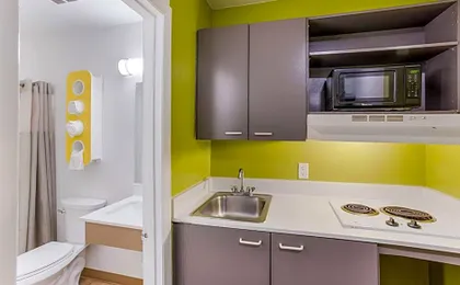 Studio 6 Extended Stay - Jacksonville, FL - South