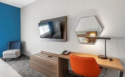 Holiday Inn Express & Suites Maumelle By IHG
