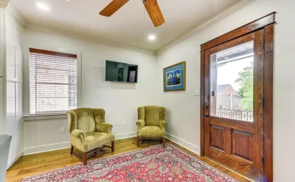 Charming Louisiana Getaway w/ Furnished Balcony!