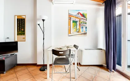 Guesthost - Cosy Studio Corso Lodi & Porta Romana M3