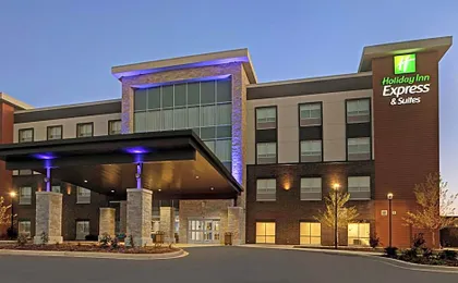 Holiday Inn Express And Suites Milwaukee - Brookfield By IHG