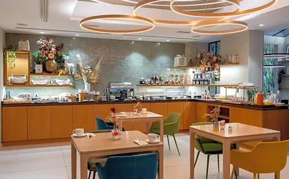 Hotel Le Six
