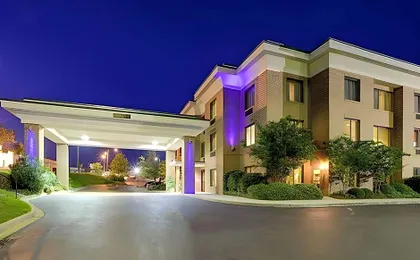 Holiday Inn Express & Suites Columbia-I-20 @ Clemson Rd